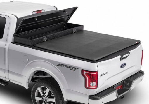 Extang Trifecta 2.0 Toolbox Tonneau Cover - Nissan 8'2" without Utili-Track System